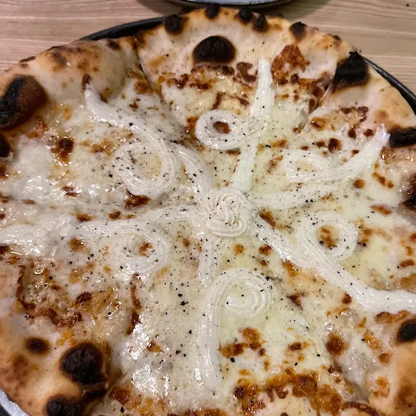 Delicious Gluten free Pizza in Edmonton, AB